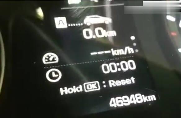 OBDSTAR-X300M-Test-on-Hyundai-I20-Elite-2017-Odometer-Correction-11 (2)